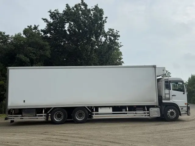 ＵＤ クオン QKG-CD5ZAの写真4