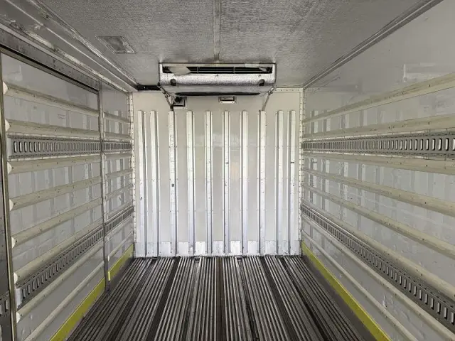 ＵＤ クオン QKG-CD5ZAの写真9