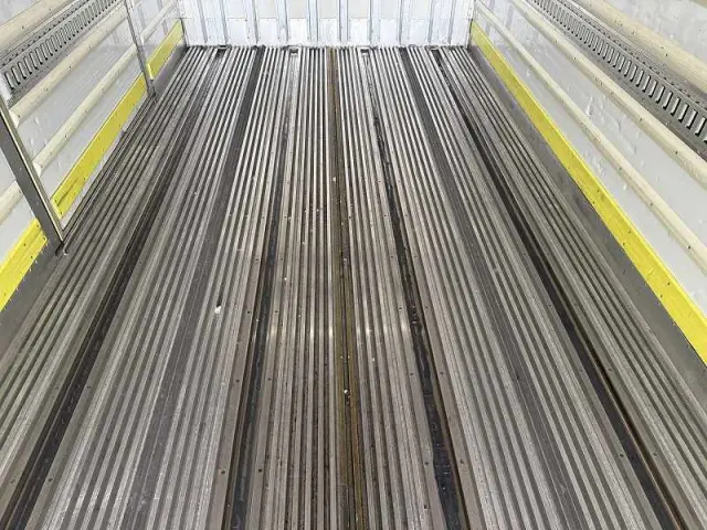 ＵＤ クオン QKG-CD5ZAの写真10