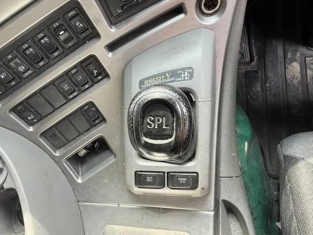 ＵＤ クオン QKG-CD5ZAの写真34