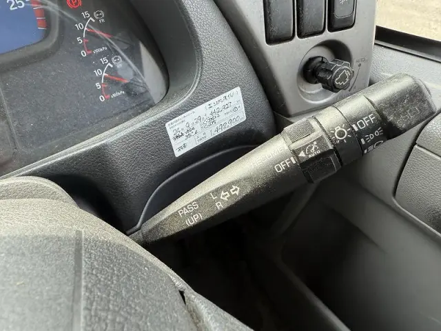 ＵＤ クオン QKG-CD5ZAの写真37