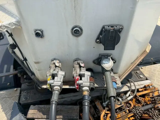 極東開発 粉粒体運搬トレーラー 不明の写真8