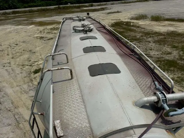 極東開発 粉粒体運搬トレーラー 不明の写真9