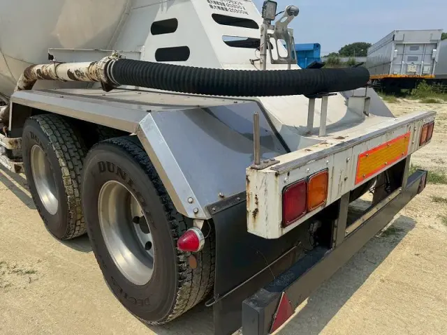 極東開発 粉粒体運搬トレーラー 不明の写真16