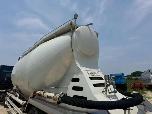 極東開発 粉粒体運搬トレーラー 不明の写真17