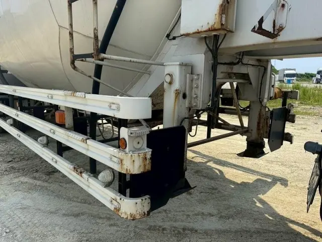 極東開発 粉粒体運搬トレーラー 不明の写真18