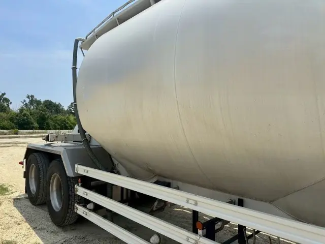 極東開発 粉粒体運搬トレーラー 不明の写真20