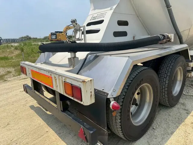 極東開発 粉粒体運搬トレーラー 不明の写真22