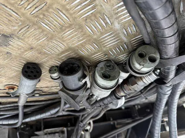 日野 プロフィア QDG-SS1EKDAの写真22