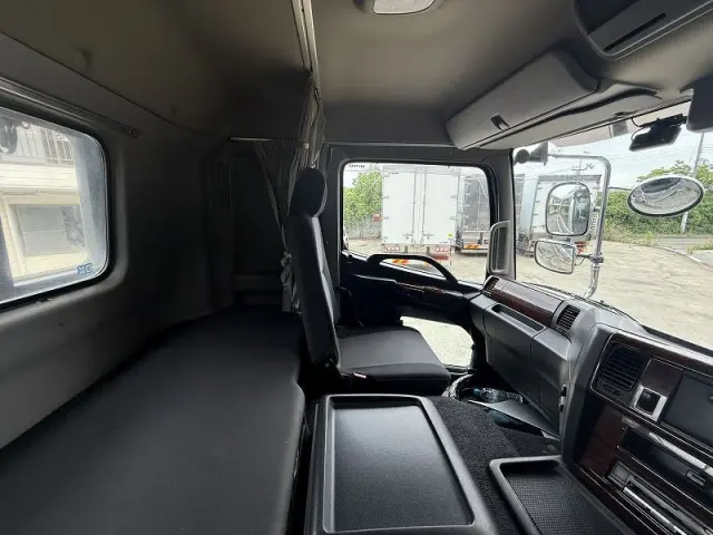 日野 プロフィア QDG-SS1EKDAの写真23