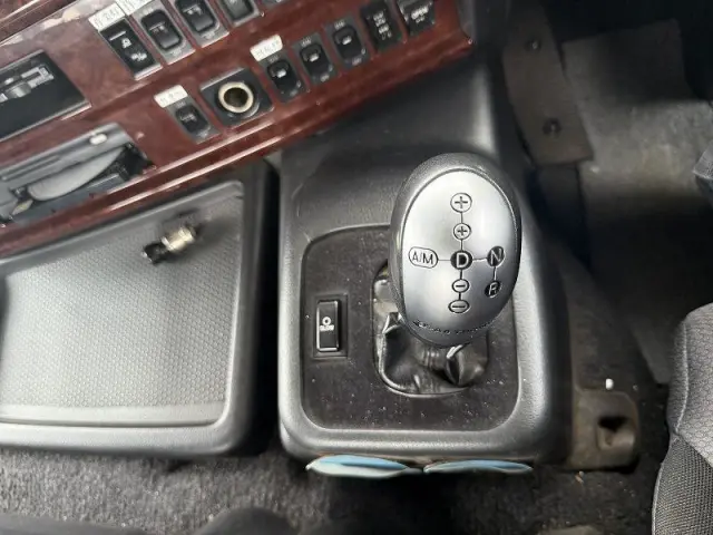 日野 プロフィア QDG-SS1EKDAの写真32