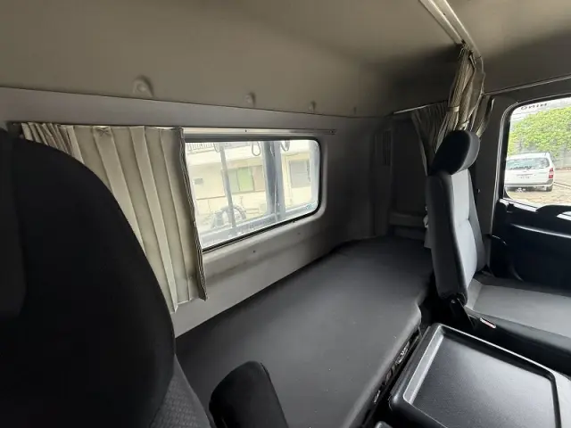 日野 プロフィア QDG-SS1EKDAの写真39