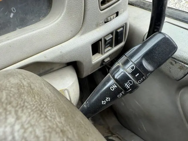 日野 デュトロ KK-XZU302Xの写真31