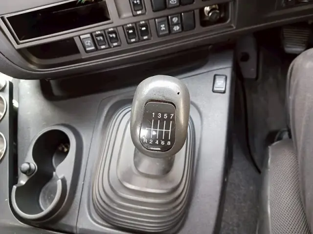 いすゞ ギガ QDG-EXZ52BJの写真15