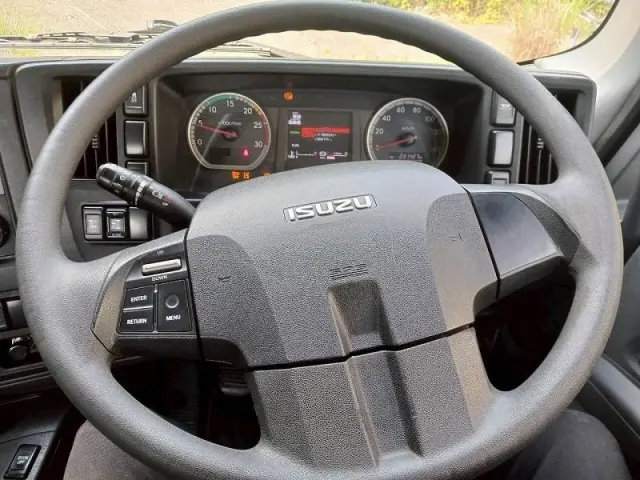 いすゞ ギガ QDG-EXZ52BJの写真20