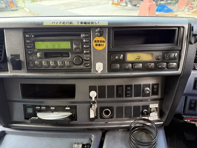 日野 プロフィア BDG-GN1APYAの写真37