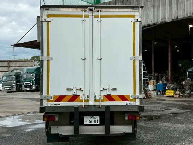 いすゞ エルフ TPG-NPR85ANの写真6