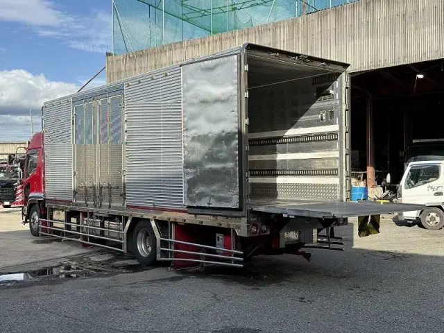 いすゞ フォワード 2PG-FRR90T2の写真11