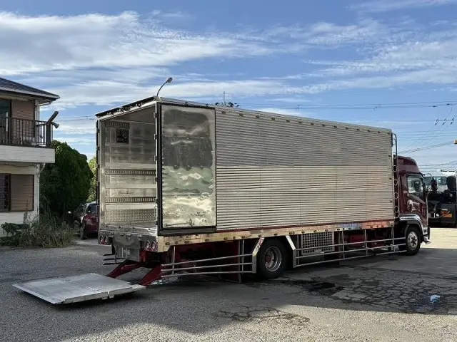 いすゞ フォワード 2PG-FRR90T2の写真12