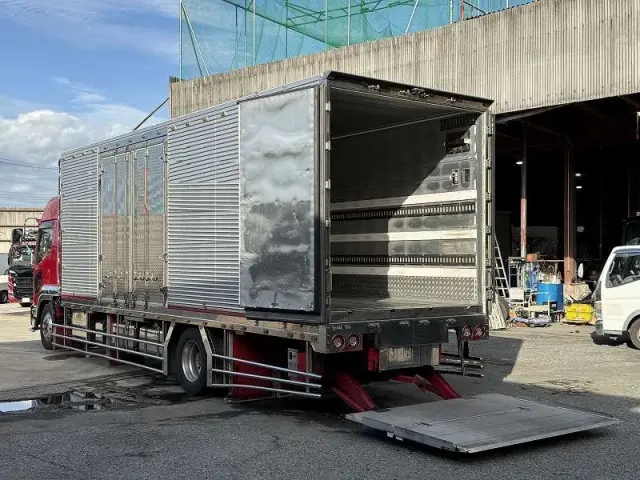 いすゞ フォワード 2PG-FRR90T2の写真14