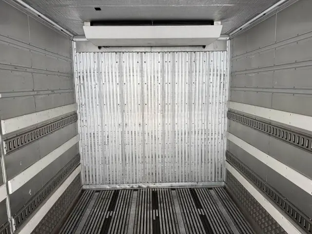 いすゞ フォワード 2PG-FRR90T2の写真18