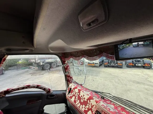 いすゞ フォワード 2PG-FRR90T2の写真36