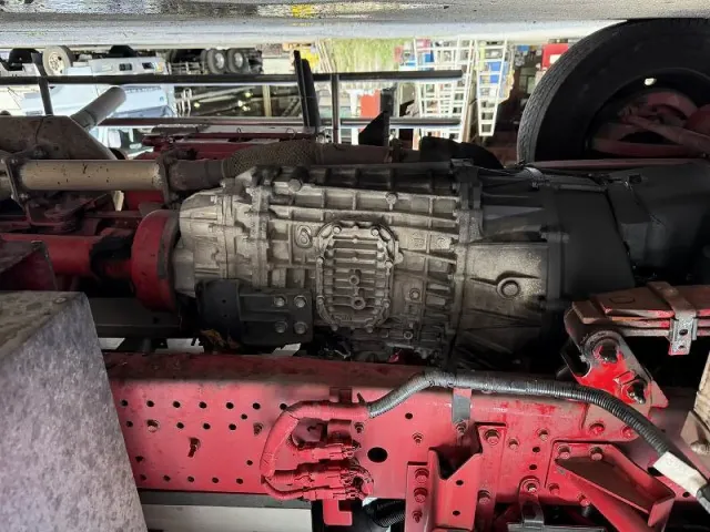 いすゞ フォワード 2PG-FRR90T2の写真47