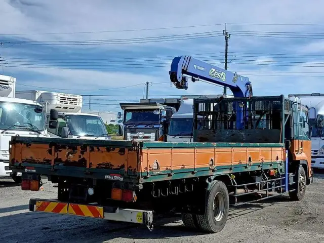 いすゞ フォワード SKG-FSR90S2(2WD)の写真7