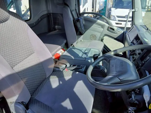 いすゞ フォワード SKG-FSR90S2(2WD)の写真40