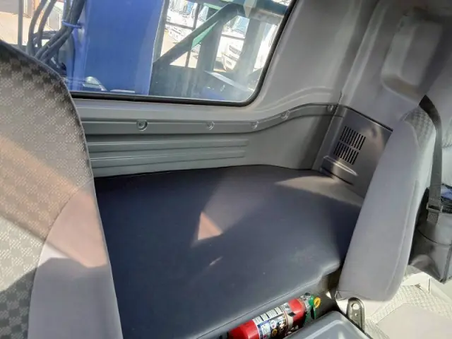 いすゞ フォワード SKG-FSR90S2(2WD)の写真43