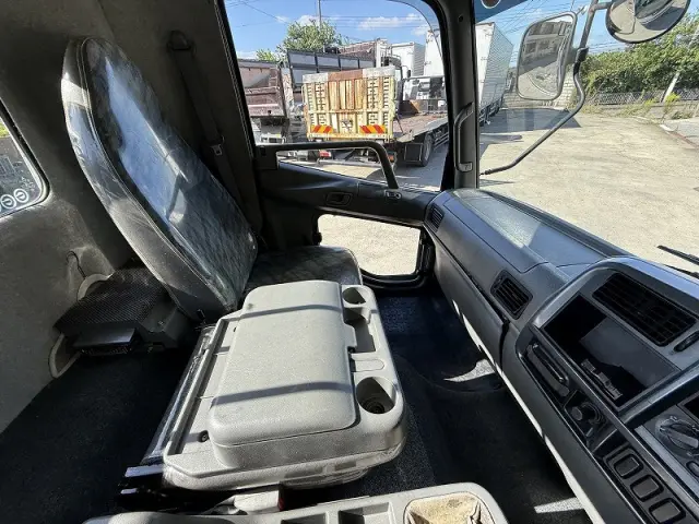 三菱 ファイター PA-FK71DJの写真14