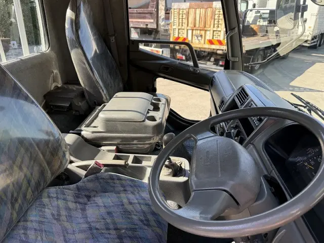 三菱 ファイター PA-FK71DJの写真22