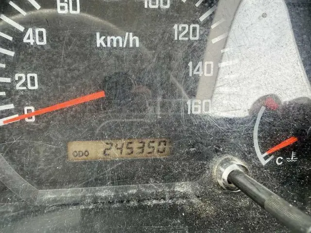 いすゞ エルフ BKG-NKR85A(2WD)の写真29