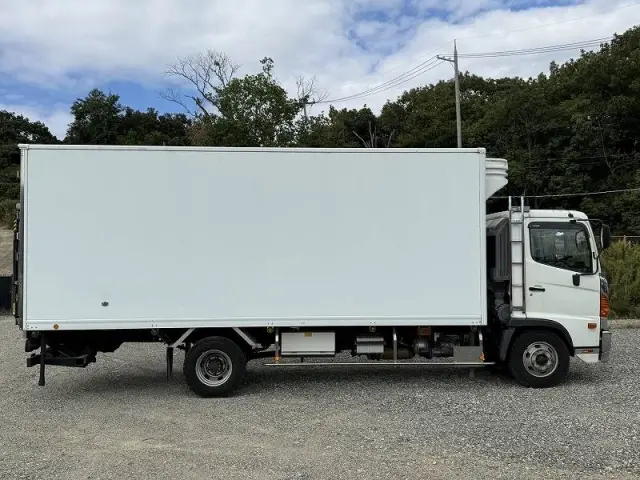 日野 レンジャー TKG-FC9JJAAの写真4