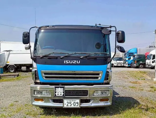 いすゞ ギガ KL-CXG23P4の写真2