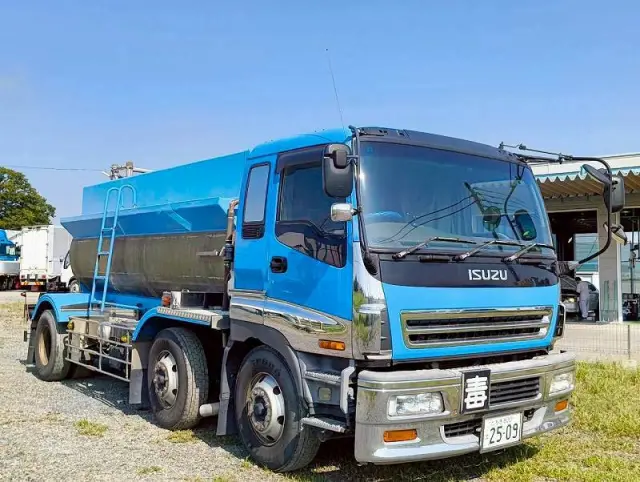 いすゞ ギガ KL-CXG23P4の写真3