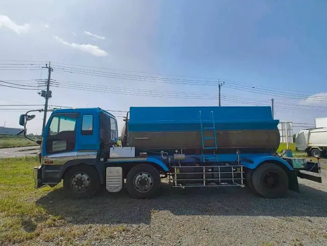 いすゞ ギガ KL-CXG23P4の写真4