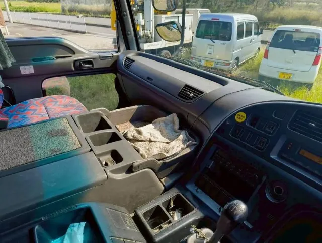 いすゞ ギガ KL-CXG23P4の写真17