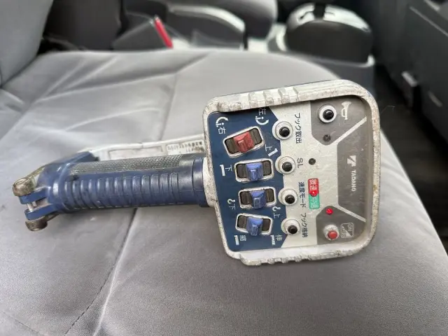 いすゞ エルフ BDG-NPR85ARの写真14