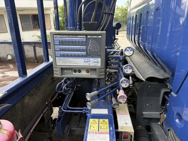 いすゞ エルフ BDG-NPR85ARの写真24