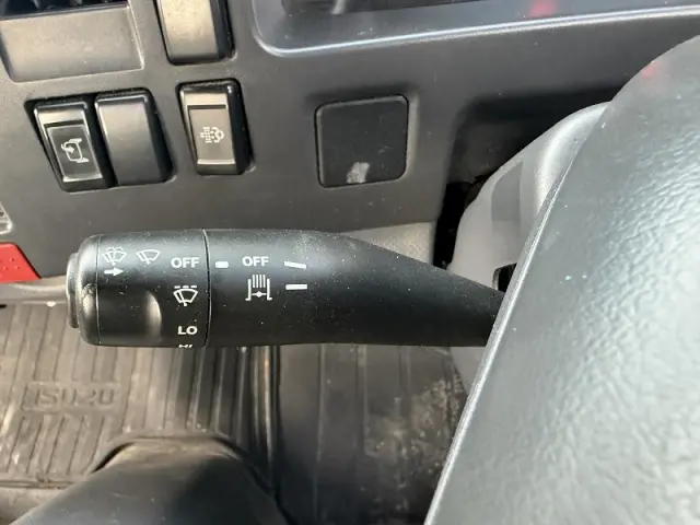 いすゞ エルフ BDG-NPR85ARの写真29