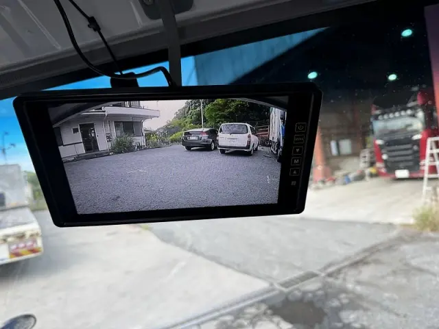 いすゞ エルフ BDG-NPR85ARの写真31