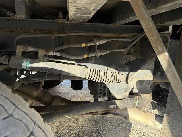 いすゞ ギガ QKG-CYJ77Bの写真33