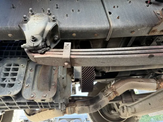 いすゞ ギガ QKG-CYJ77Bの写真44