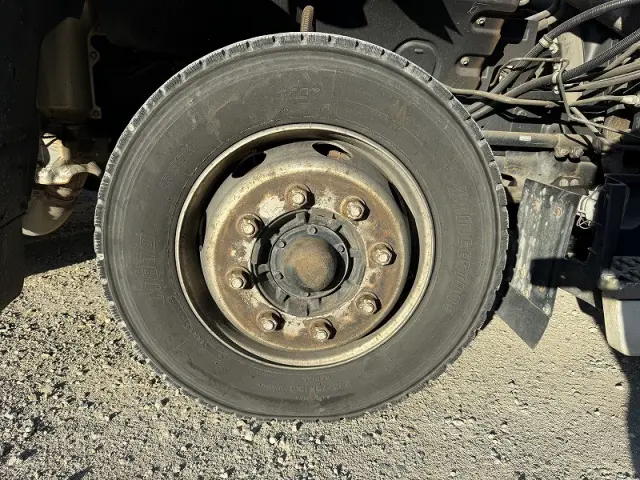 いすゞ ギガ QKG-CYJ77Bの写真49