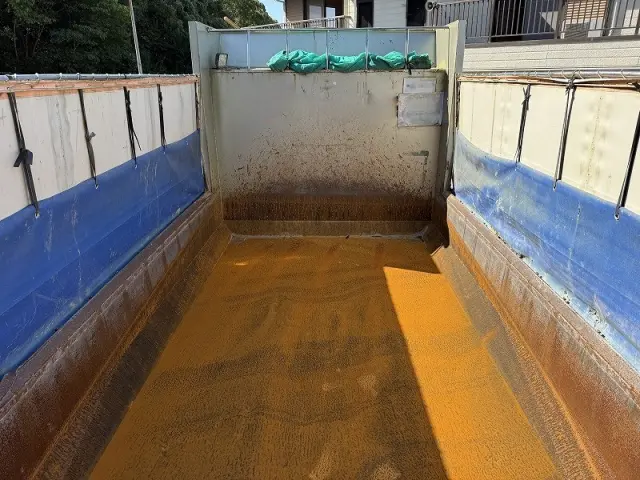 三菱 スーパーグレート QKG-FV50VX(6x2)の写真13