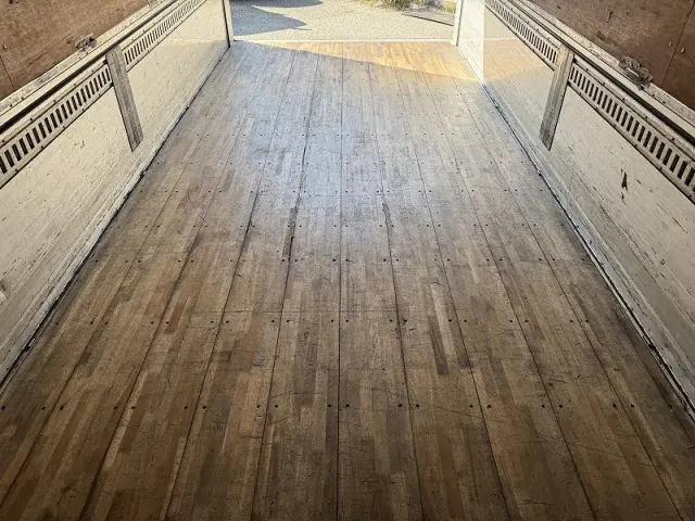 いすゞ フォワード TKG-FRR90S2の写真10