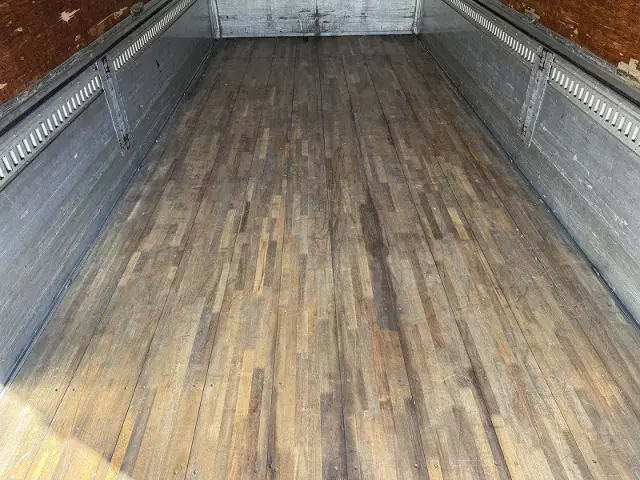 いすゞ フォワード TKG-FRR90S2の写真19