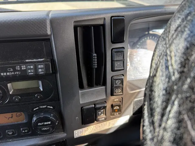 いすゞ フォワード TKG-FRR90S2の写真27