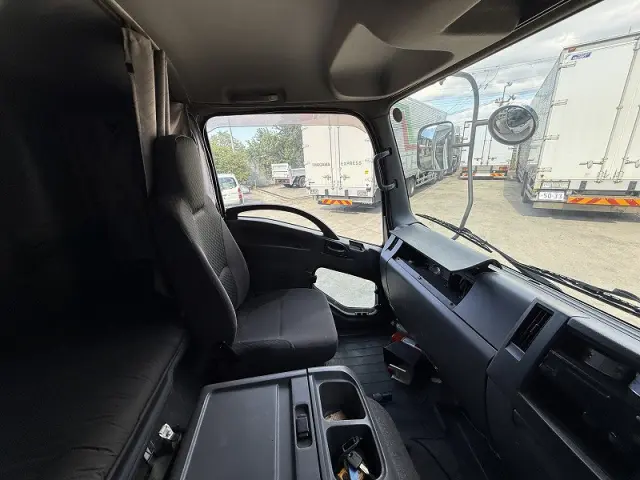 いすゞ フォワード TKG-FRR90S2の写真38